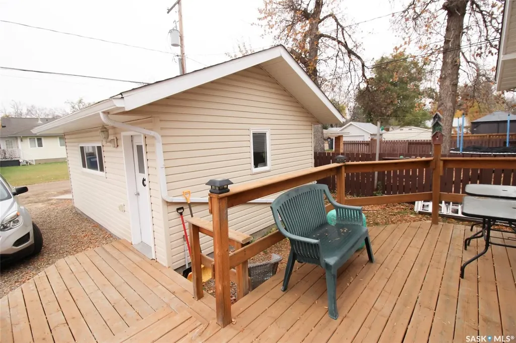 515 1st Street E Shaunavon SK S0N 2M0