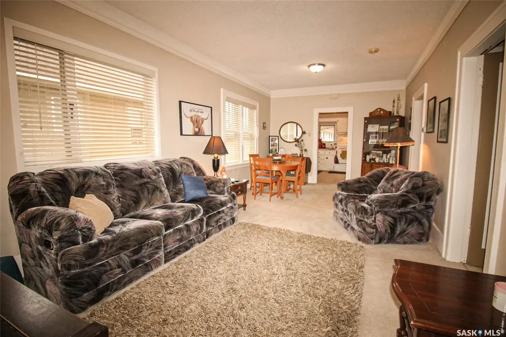 515 1st Street E Shaunavon SK S0N 2M0