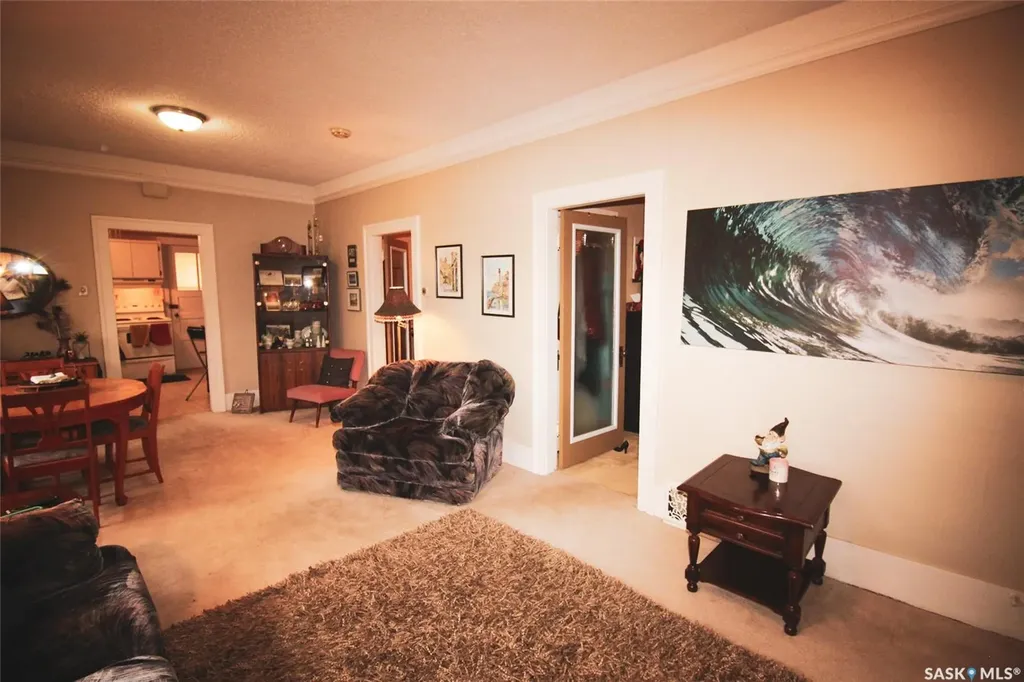 515 1st Street E Shaunavon SK S0N 2M0