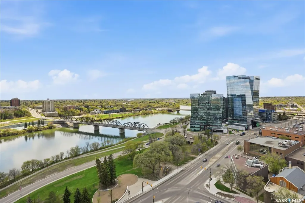 424 Spadina Crescent E Saskatoon SK S7K 6X7