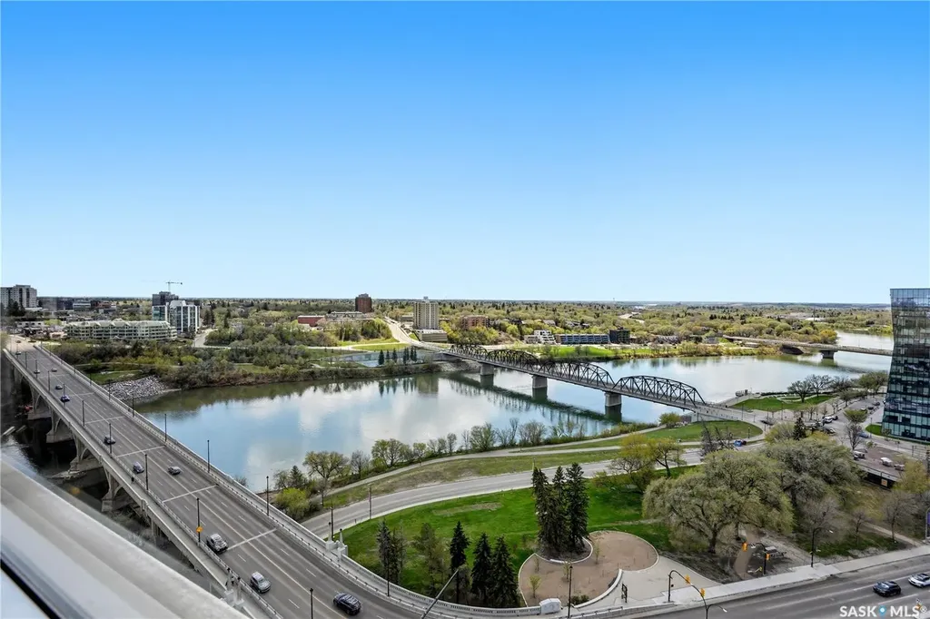 424 Spadina Crescent E Saskatoon SK S7K 6X7
