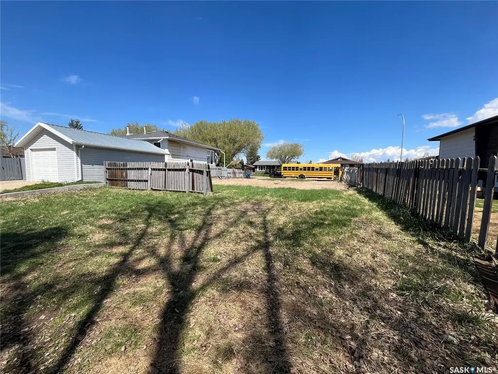 9016 Panton Avenue North Battleford SK S9A 3J9