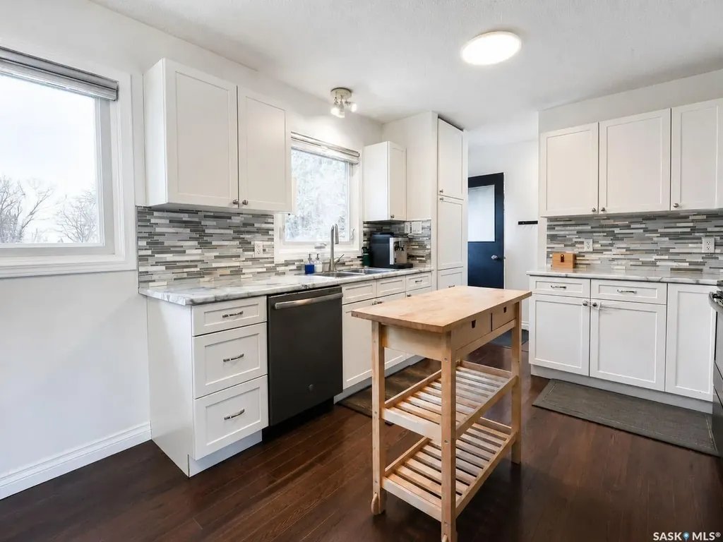 680 Eastwood Street Prince Albert SK S6V 2T5