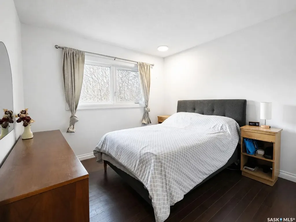 680 Eastwood Street Prince Albert SK S6V 2T5