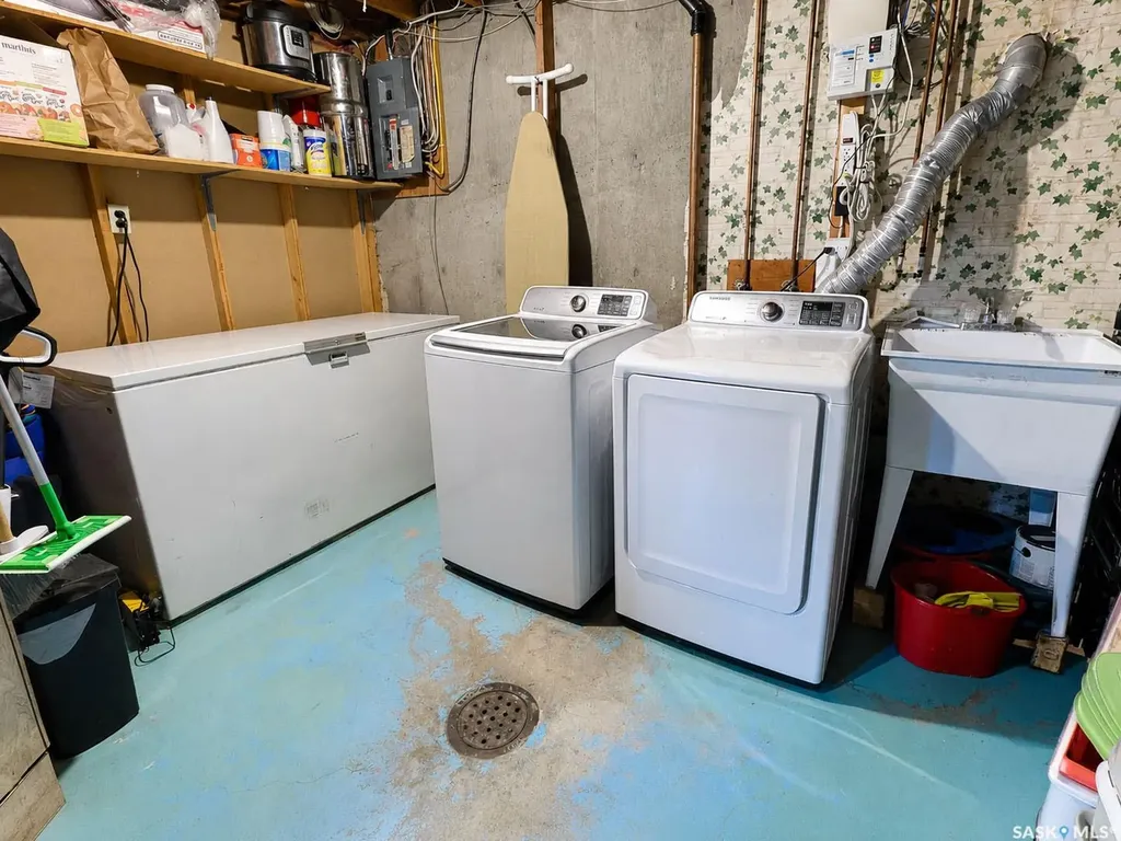 680 Eastwood Street Prince Albert SK S6V 2T5