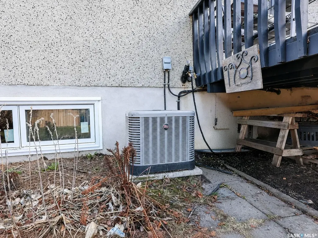 680 Eastwood Street Prince Albert SK S6V 2T5