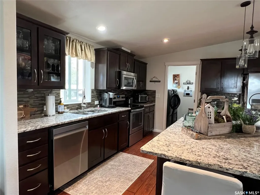 208 2nd Avenue SE Dorintosh SK S0M 0T0