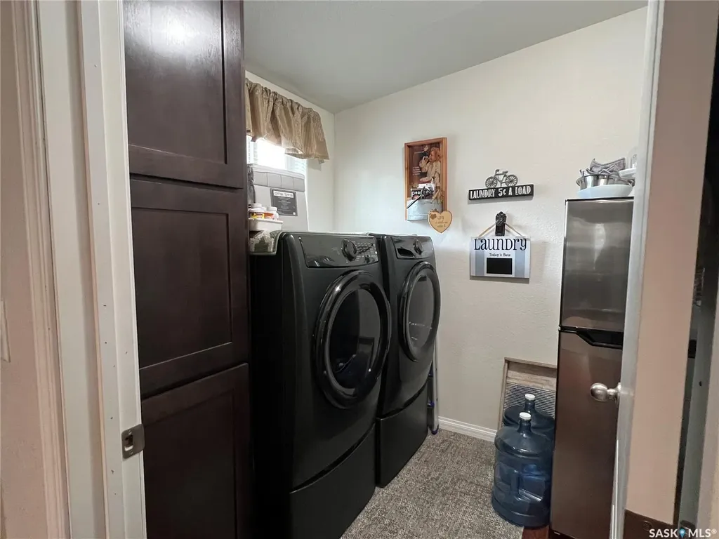 208 2nd Avenue SE Dorintosh SK S0M 0T0