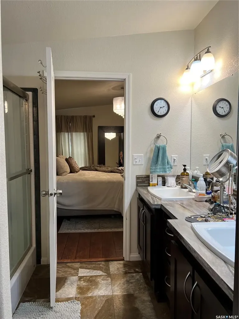 208 2nd Avenue SE Dorintosh SK S0M 0T0