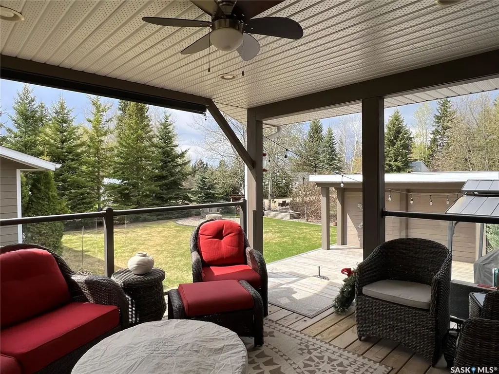 208 2nd Avenue SE Dorintosh SK S0M 0T0