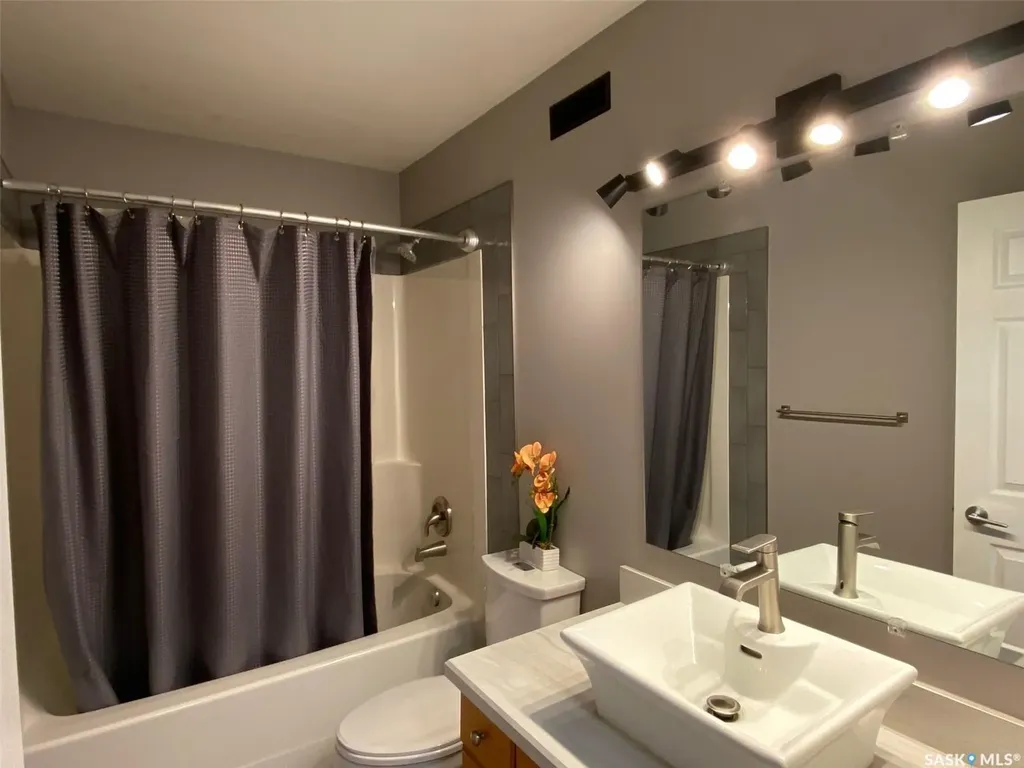 31 Ross Drive Yorkton SK S3N 4A2