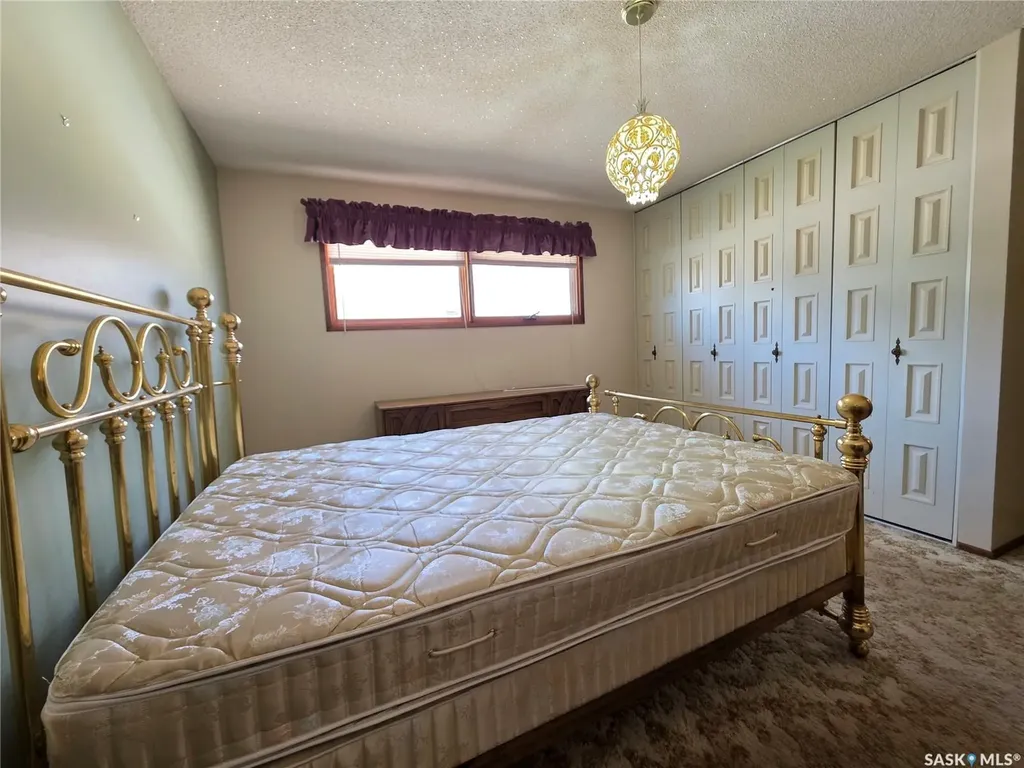403 Annable Street Herbert SK S0H 2A0