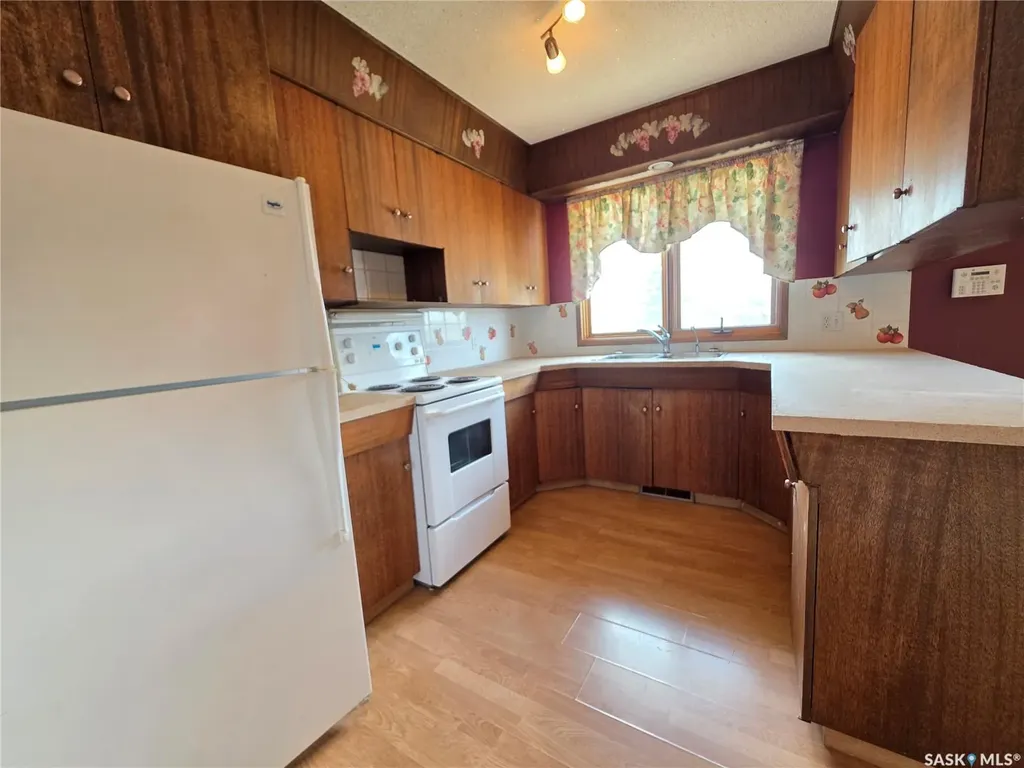 403 Annable Street Herbert SK S0H 2A0