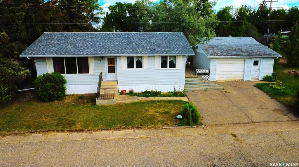 403 Annable Street Herbert SK S0H 2A0
