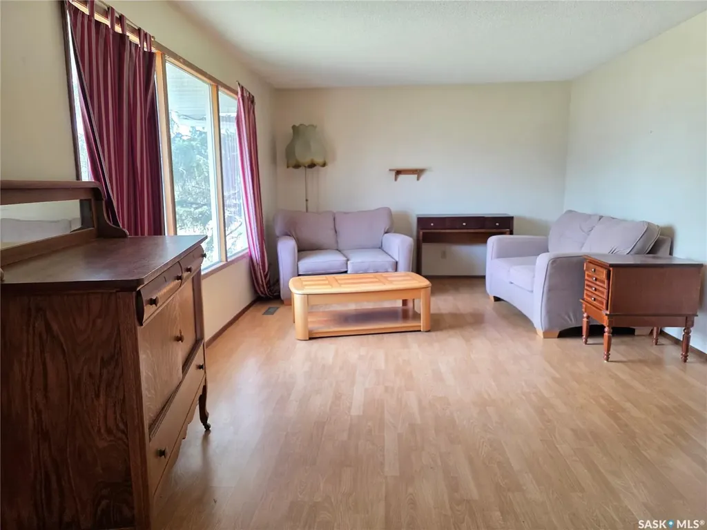 403 Annable Street Herbert SK S0H 2A0