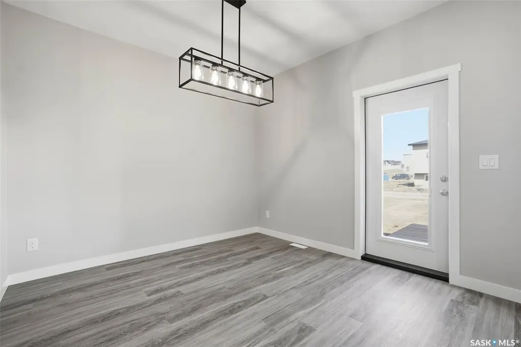 815 Brighton Boulevard Saskatoon SK S7V 0Y4