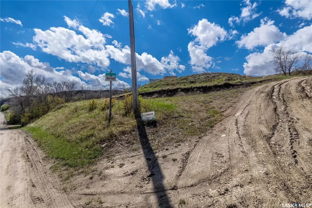 1045 Tatanka Drive South Lake SK S0H 0R0