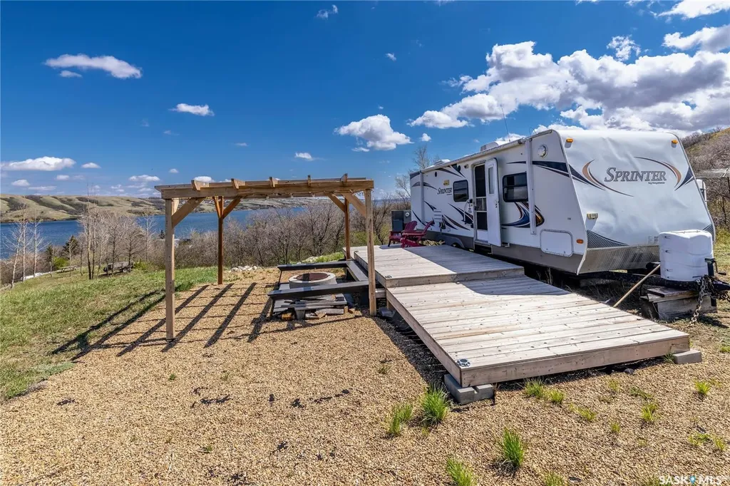 1045 Tatanka Drive South Lake SK S0H 0R0