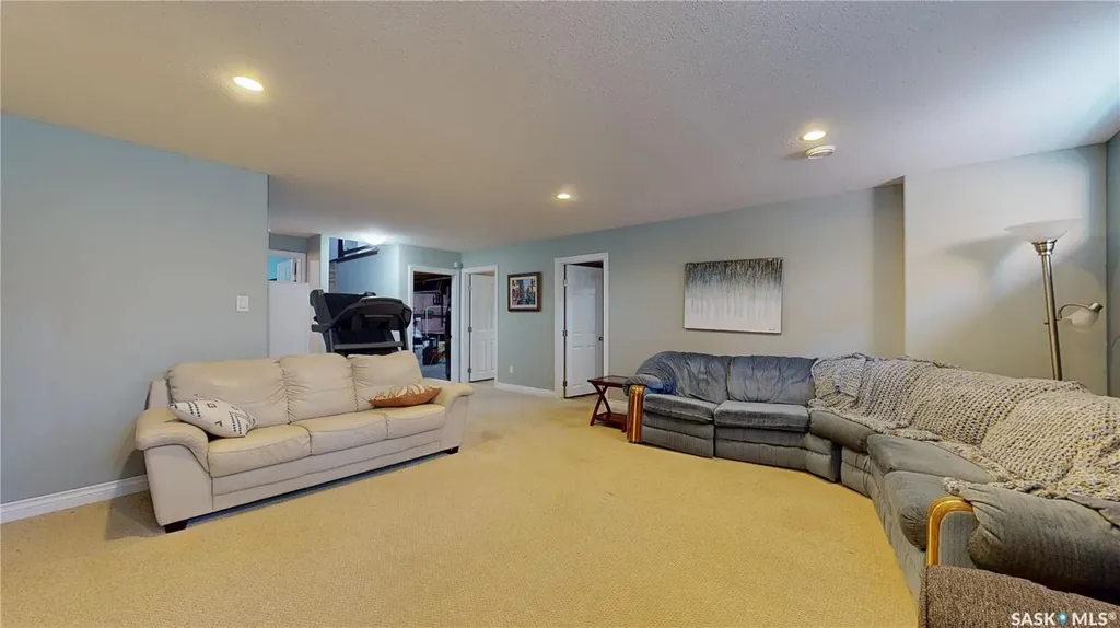 5053 Watson Way Regina SK S4X 4S9