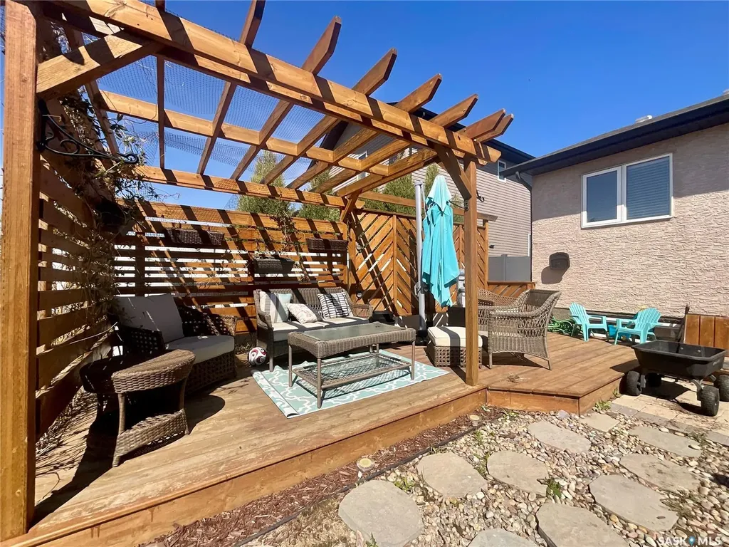 5053 Watson Way Regina SK S4X 4S9
