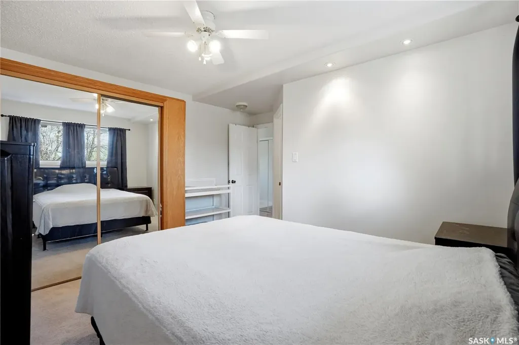 55 Donahue Avenue Regina SK S4R 3Y7