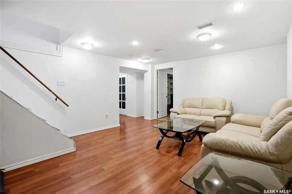 55 Donahue Avenue Regina SK S4R 3Y7