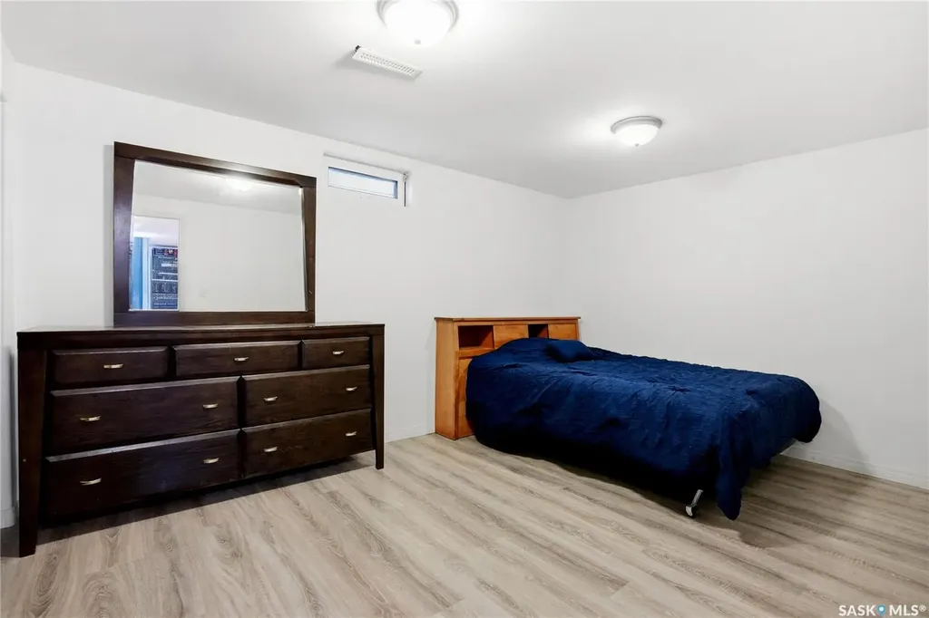 55 Donahue Avenue Regina SK S4R 3Y7
