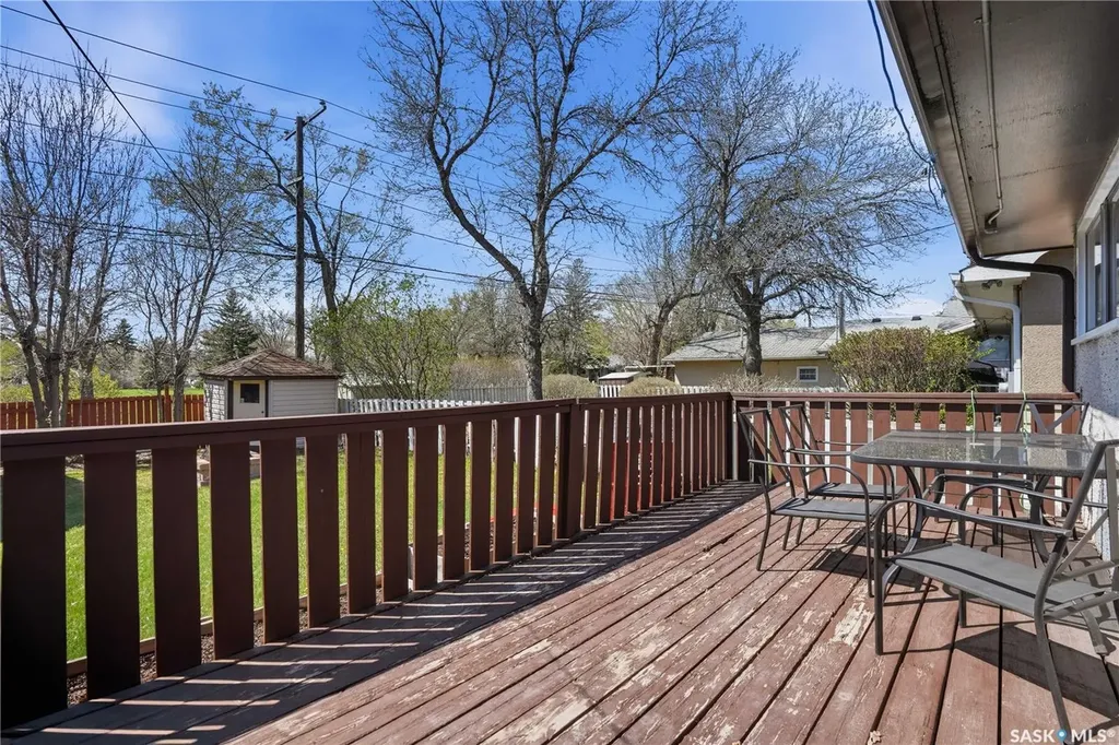 55 Donahue Avenue Regina SK S4R 3Y7
