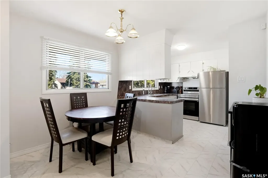 55 Donahue Avenue Regina SK S4R 3Y7