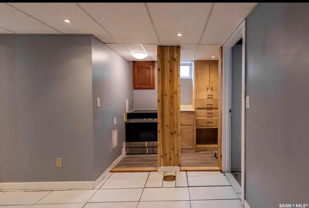 2258 Newis Bay E Regina SK S4V 0S5