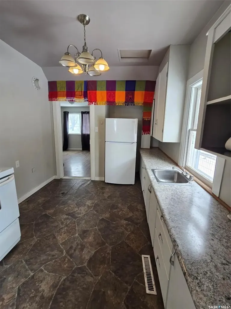 814 Southesk Street Whitewood SK S0G 5C0