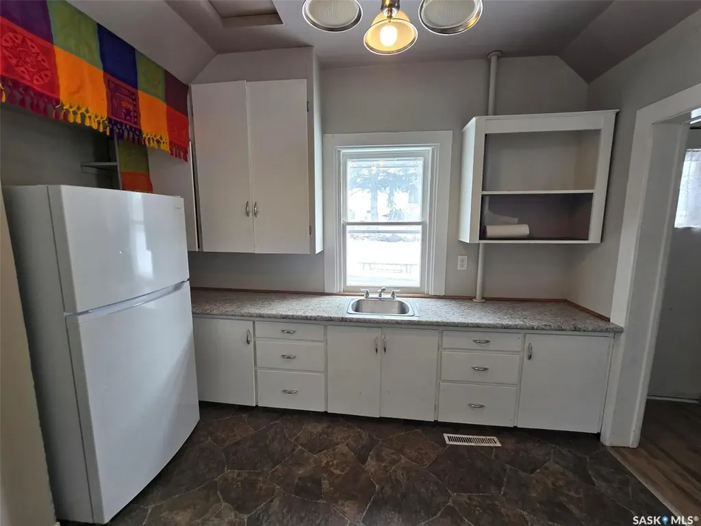 814 Southesk Street Whitewood SK S0G 5C0
