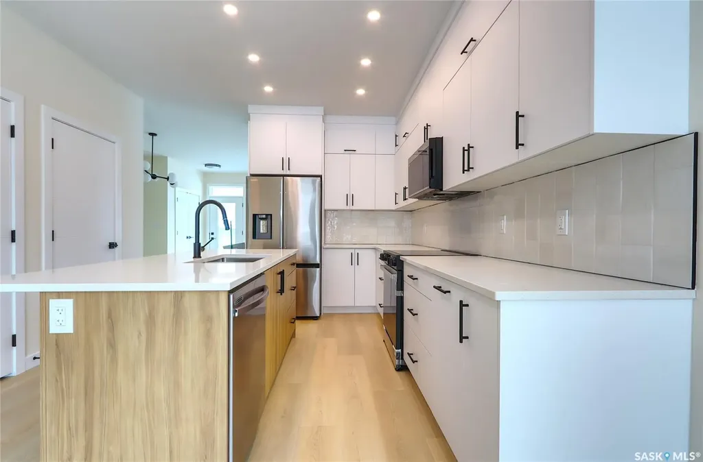 2475 Mcara Street Regina SK S4N 2W6