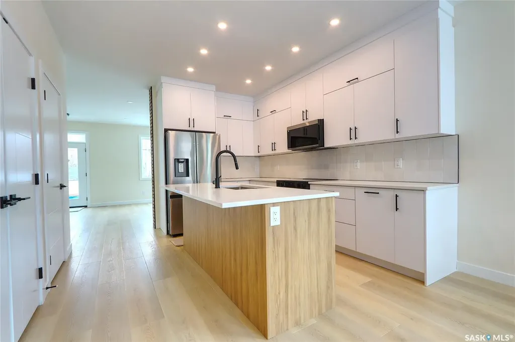 2475 Mcara Street Regina SK S4N 2W6