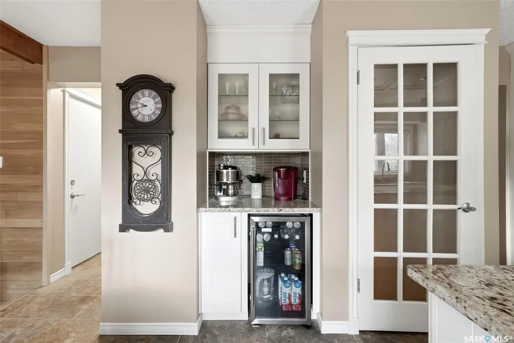 7 Cowie Road Regina SK S4S 6S2
