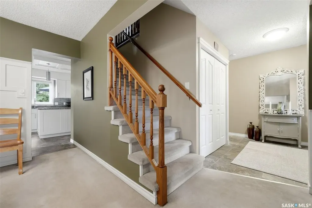 7 Cowie Road Regina SK S4S 6S2