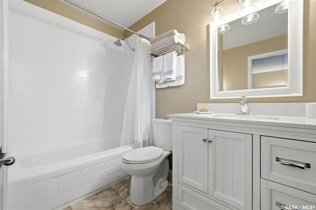 7 Cowie Road Regina SK S4S 6S2