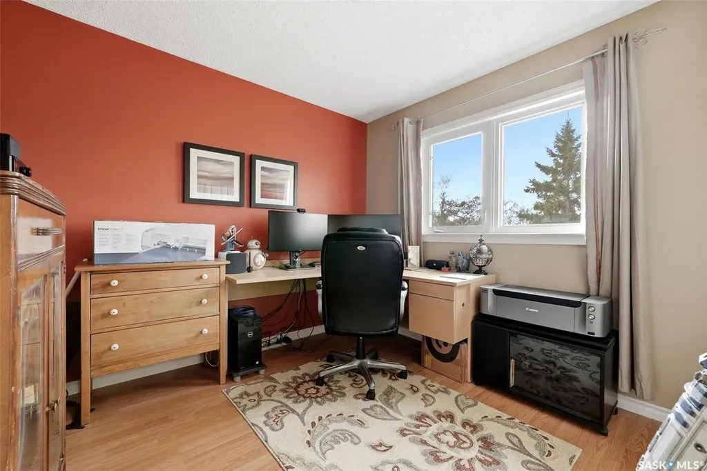 7 Cowie Road Regina SK S4S 6S2