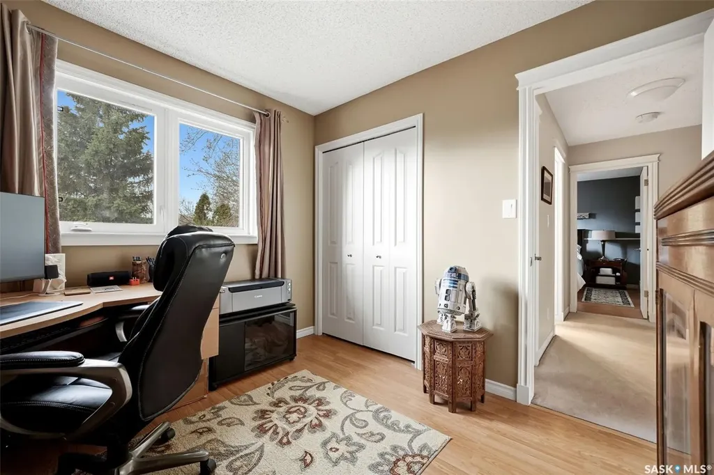 7 Cowie Road Regina SK S4S 6S2