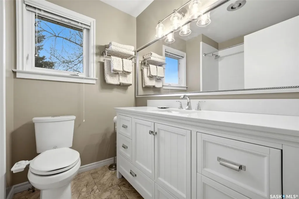 7 Cowie Road Regina SK S4S 6S2