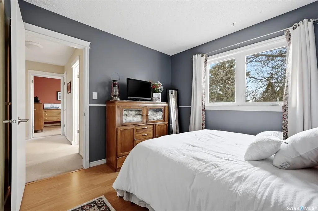 7 Cowie Road Regina SK S4S 6S2