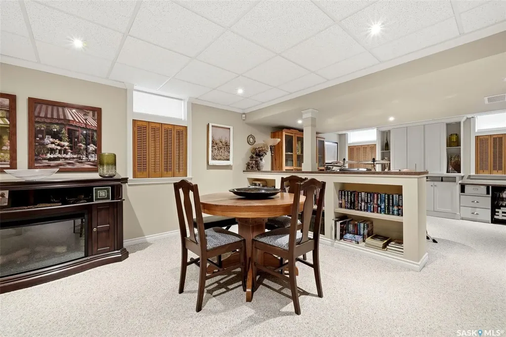 7 Cowie Road Regina SK S4S 6S2