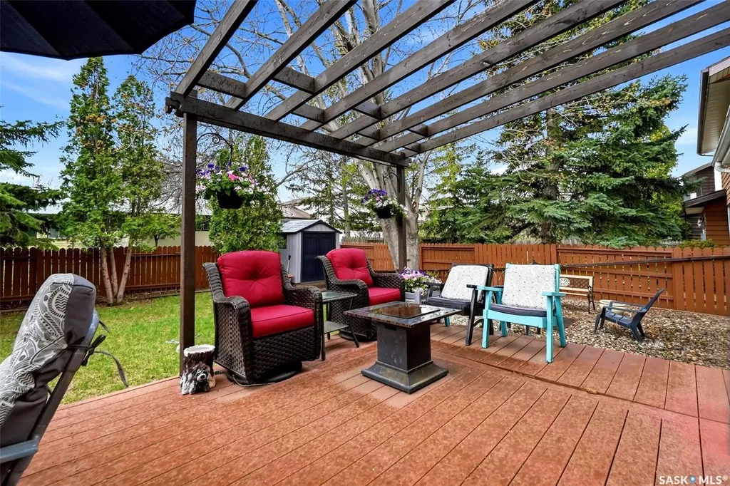 7 Cowie Road Regina SK S4S 6S2