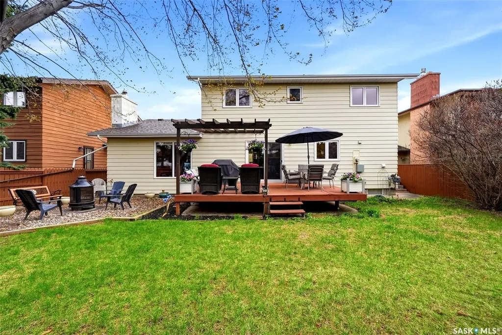 7 Cowie Road Regina SK S4S 6S2