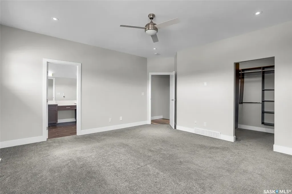 814 Werschner Court Saskatoon SK S7V 0G7