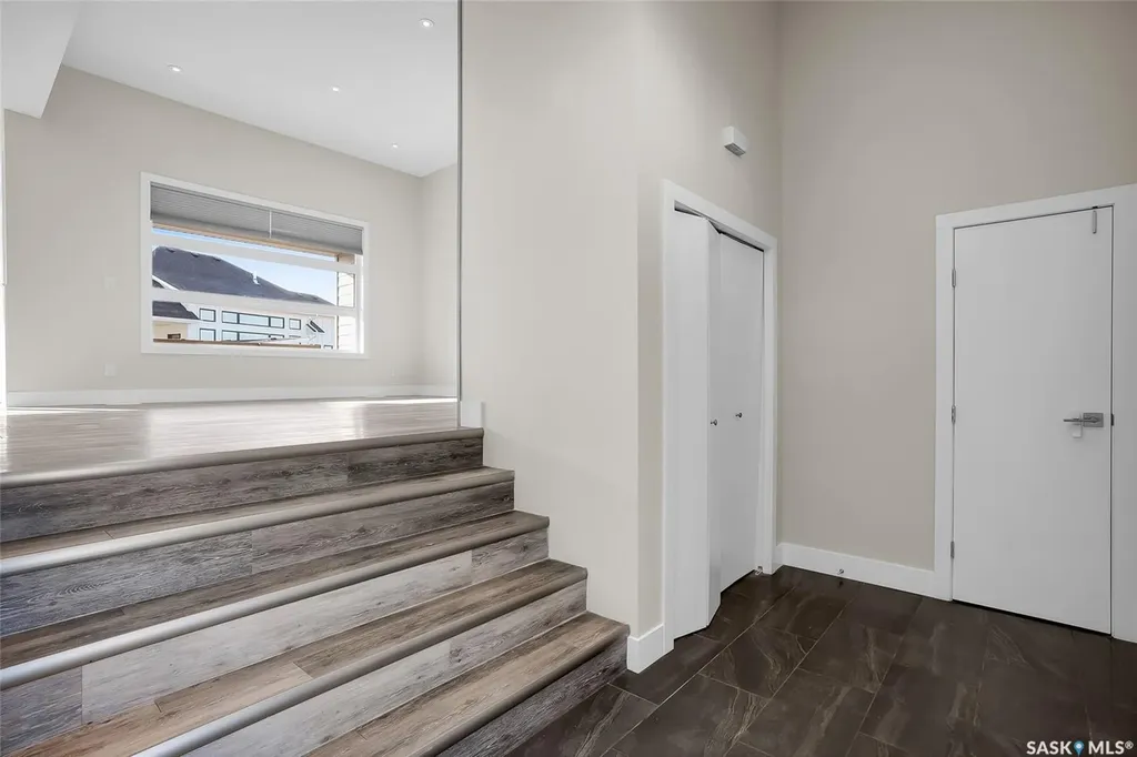 814 Werschner Court Saskatoon SK S7V 0G7