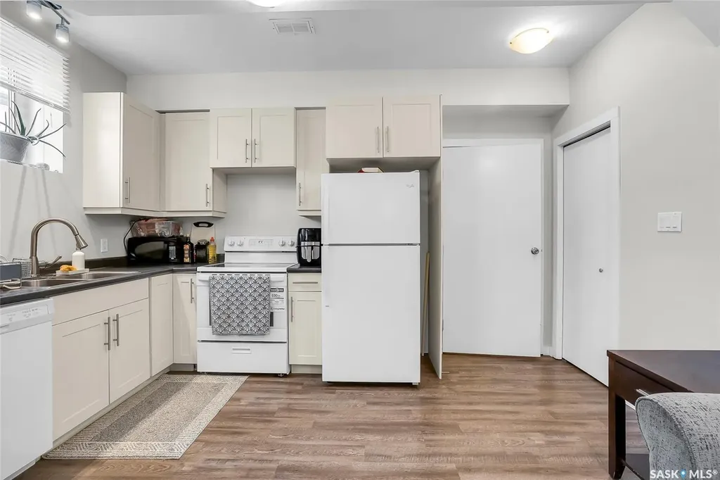 814 Werschner Court Saskatoon SK S7V 0G7