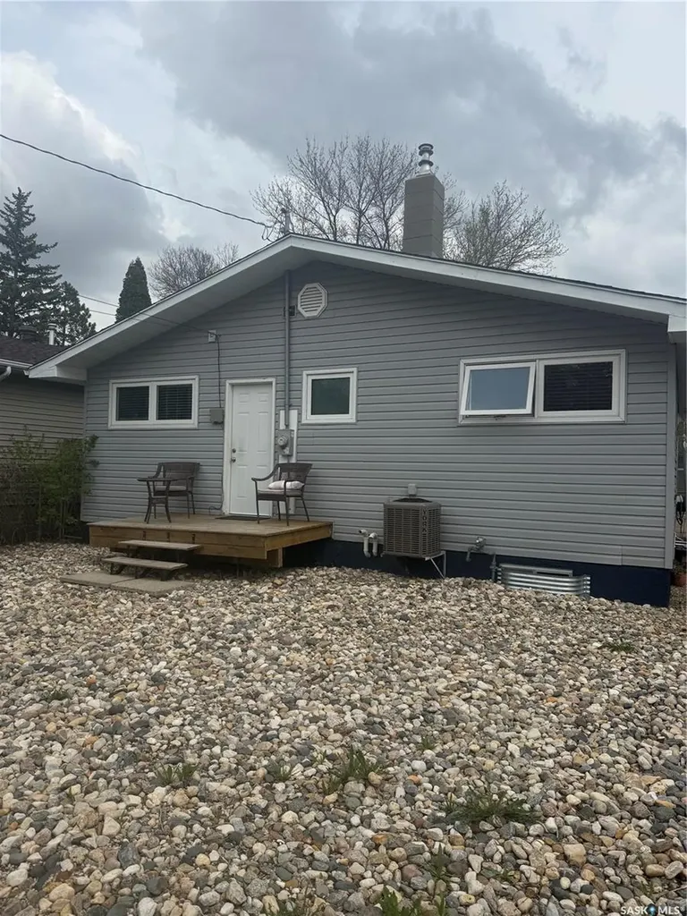 2908 Argyle Street Regina SK S4S 2A9