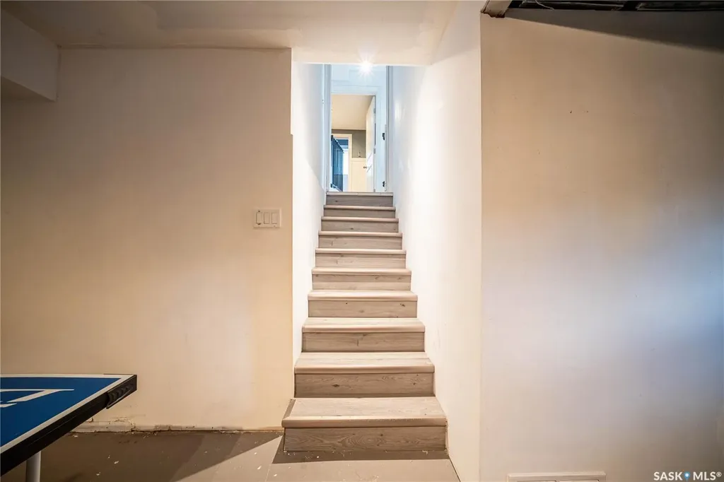 435 Christopher Road Saskatoon SK S7J 3S1