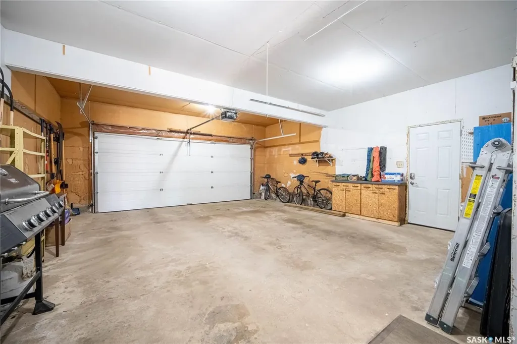 435 Christopher Road Saskatoon SK S7J 3S1